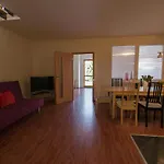 Ruterra House With Garden